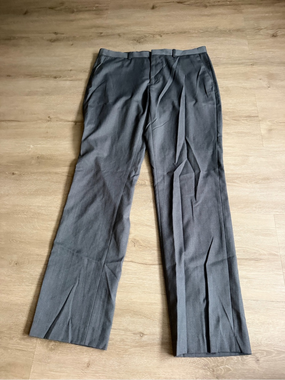 Calvin Klein Men's Slim Fit Gray Dress Pants SZ 33X32